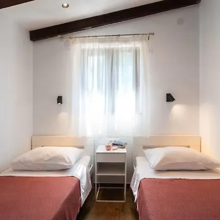 Domina Sinj